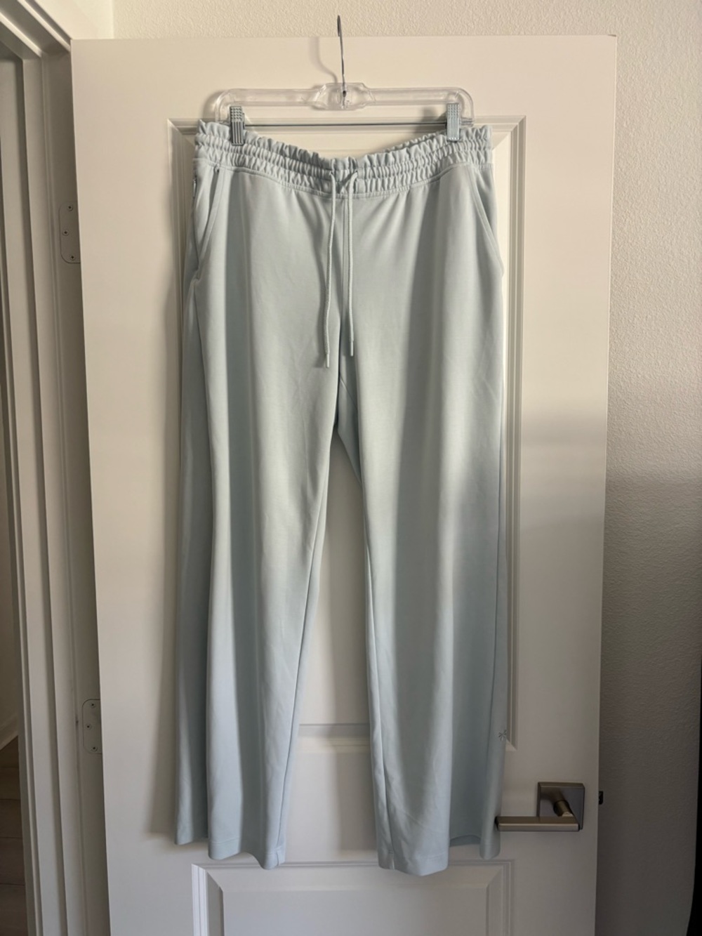 Athleta Mid-Rise Seasoft Pant - Picture 6 of 10